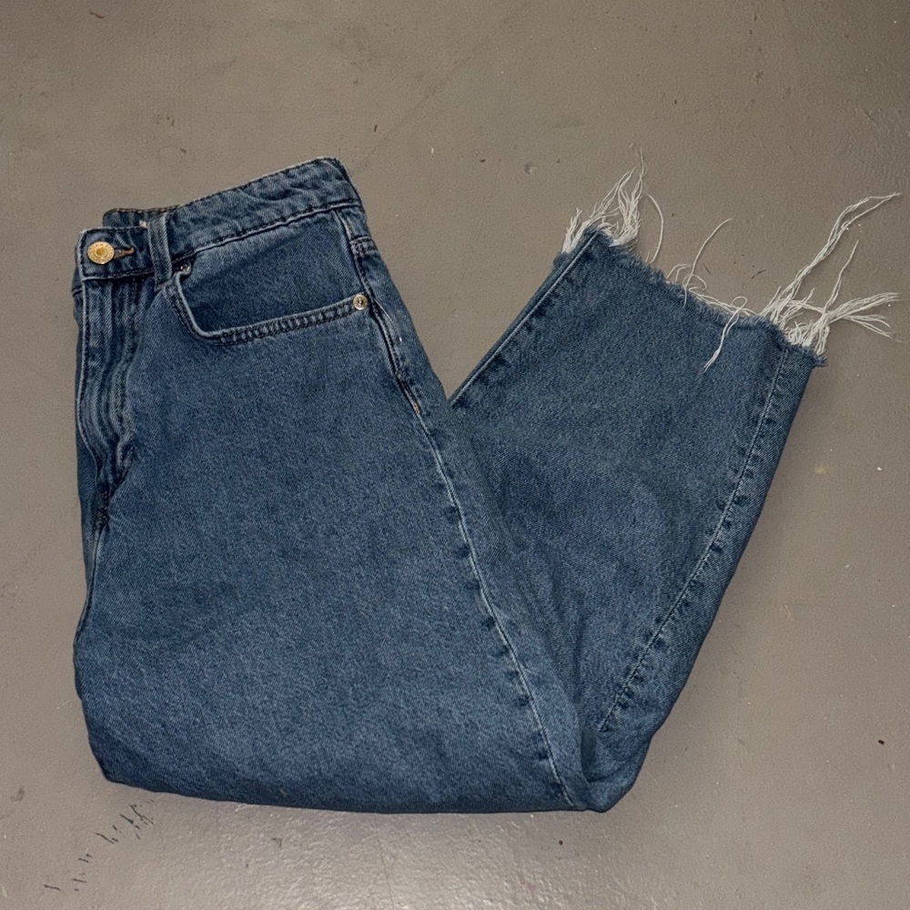 women’s loose mom jeans